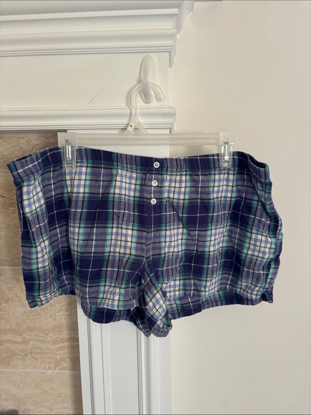 Plaid Cotton Lounge Shorts in Navy and Green